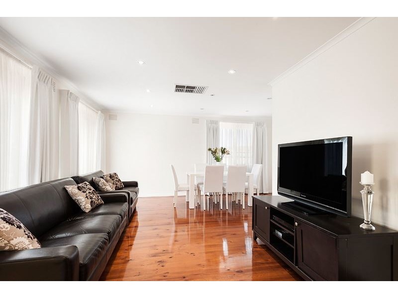 19 Buller Parade, Lalor VIC 3075