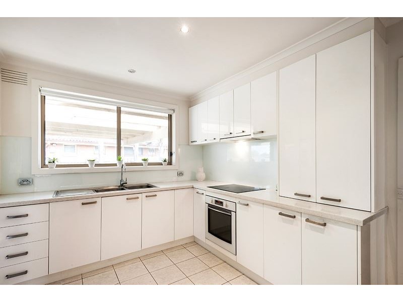 19 Buller Parade, Lalor VIC 3075