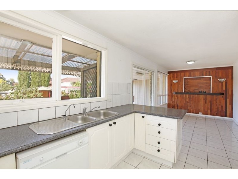 25 Midholm Court, Thomastown VIC 3074