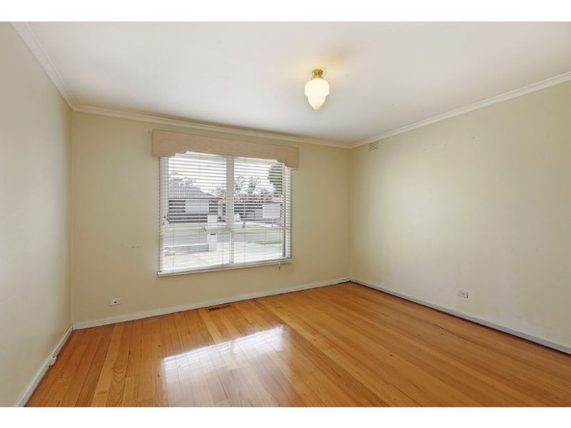 25 Midholm Court, Thomastown VIC 3074