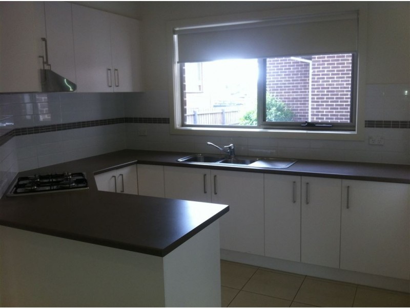 2/49 Betula Avenue, Bundoora VIC 3083