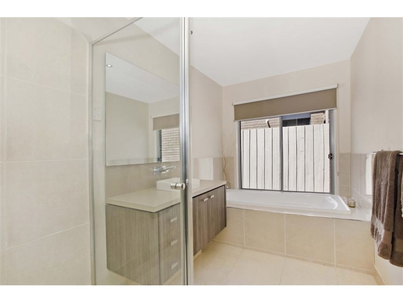 18 Sundial Parade, Epping VIC 3076