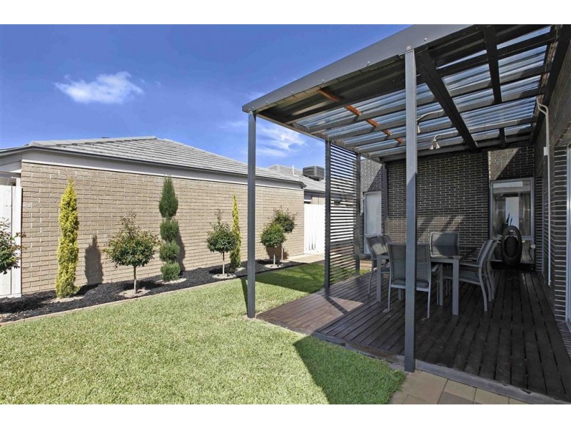 18 Sundial Parade, Epping VIC 3076