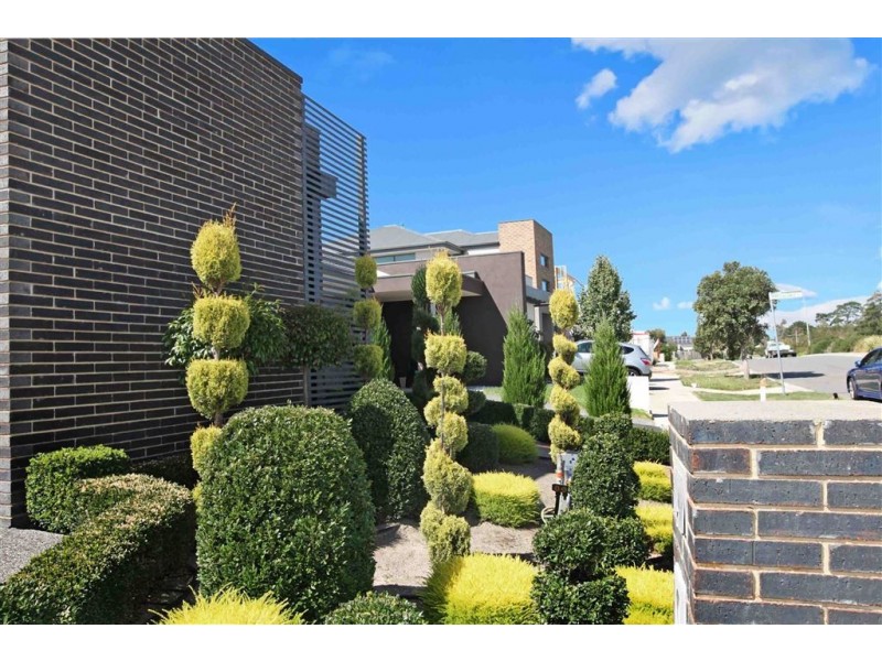 18 Sundial Parade, Epping VIC 3076