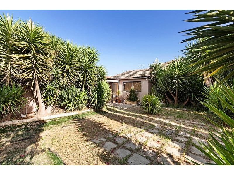 46 Roberts Road, Airport West VIC 3042