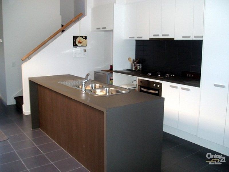 10 Helios Walk, Epping VIC 3076