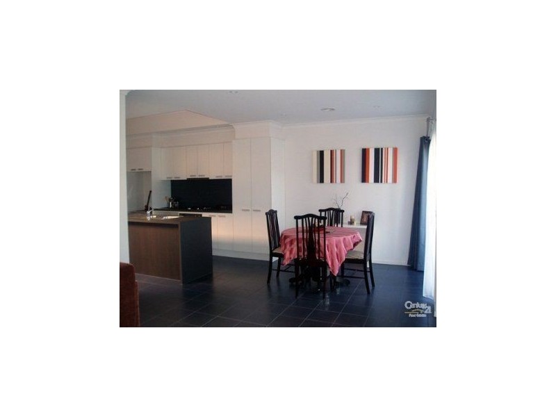 10 Helios Walk, Epping VIC 3076