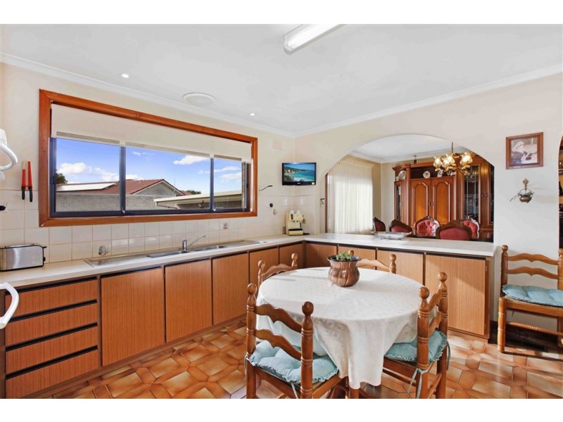 4 Brigette Court, Lalor VIC 3075