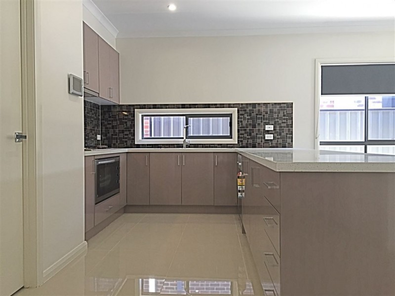 25 Warruga Crescent, Epping VIC 3076