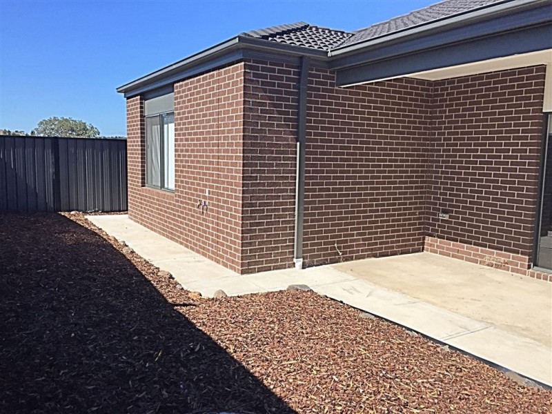 25 Warruga Crescent, Epping VIC 3076