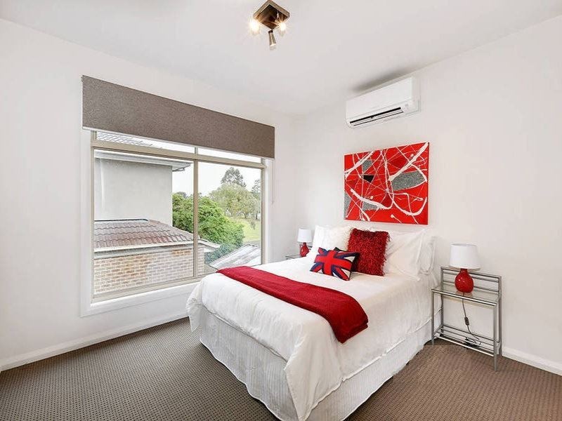 2/34 Kitchener Street, Broadmeadows VIC 3047