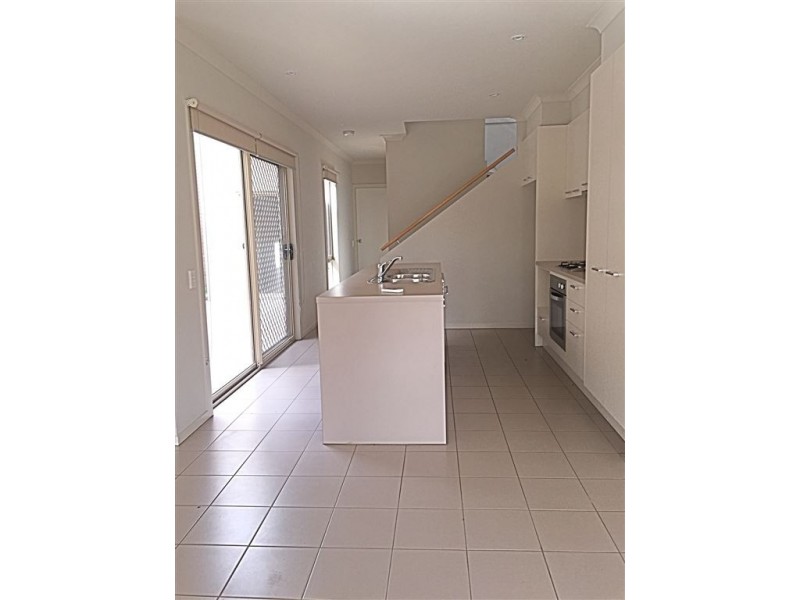 15 Mujeres Walk, Epping VIC 3076