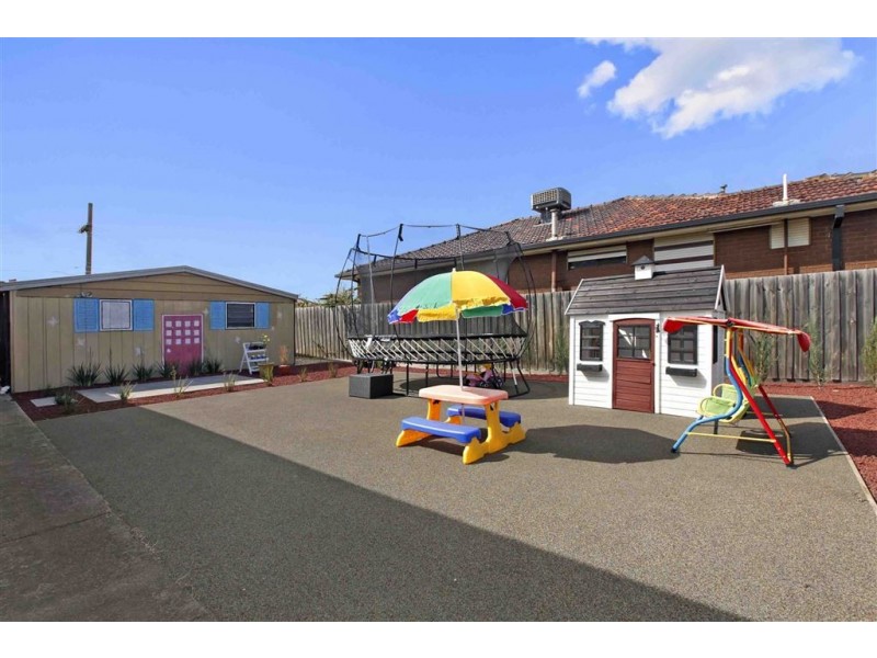 25 Barry Road, Thomastown VIC 3074