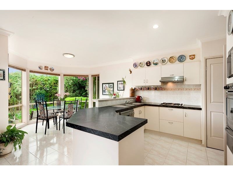 6 Coachman Way, South Morang VIC 3752