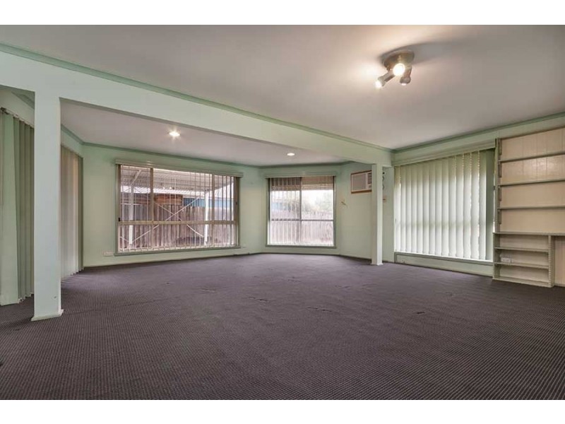 302 Edgars Road, Lalor VIC 3075