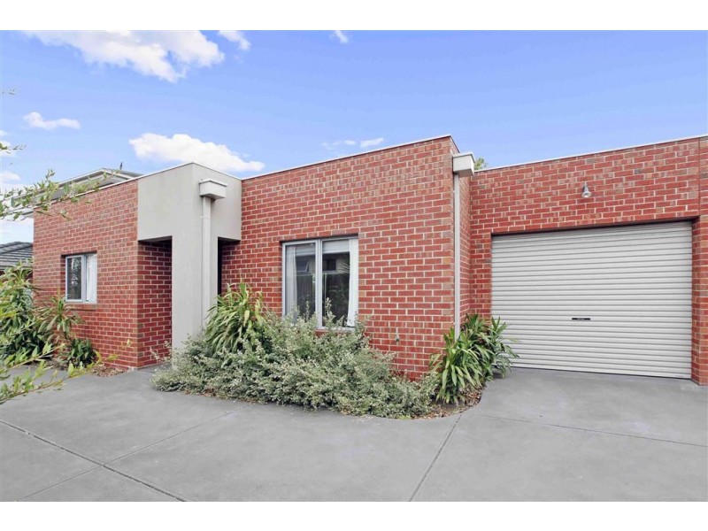 2/16 Asquith Street, Reservoir VIC 3073