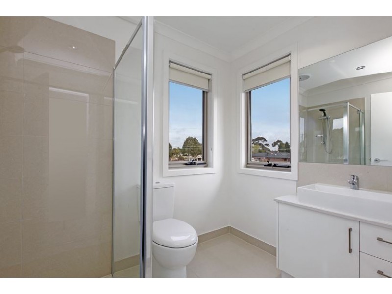 3/2 Vasey Avenue, Lalor VIC 3075