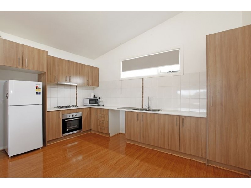3/2 Glenroy Road, Glenroy VIC 3046