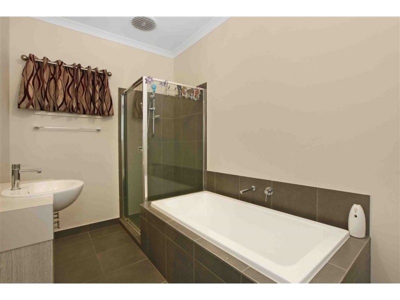 23 Wigan Close, Wollert VIC 3750