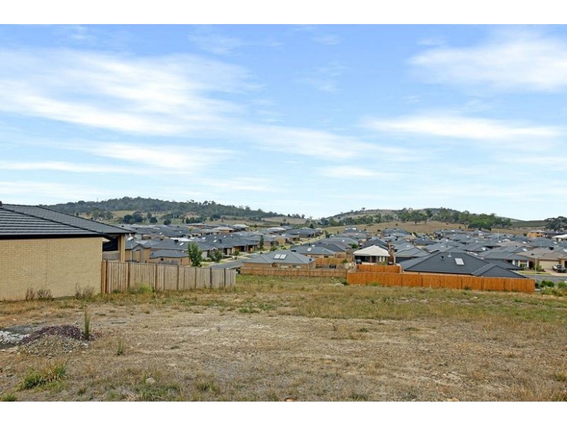 22 Greenside Way, Mernda VIC 3754