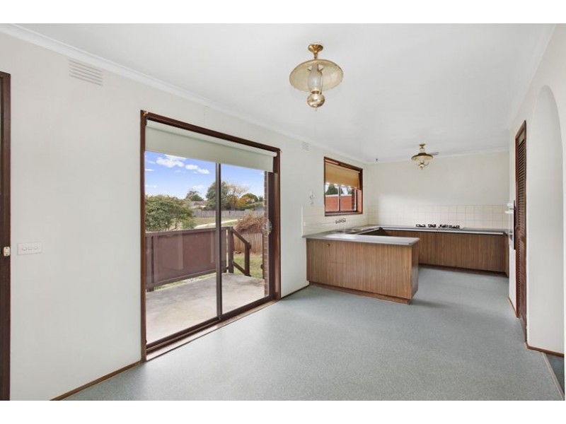 60 Casey Drive, Lalor VIC 3075