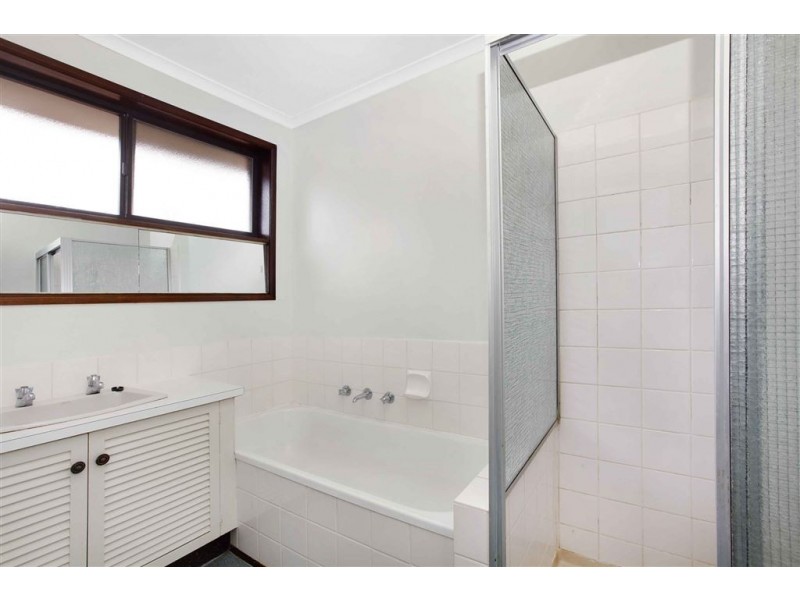 60 Casey Drive, Lalor VIC 3075