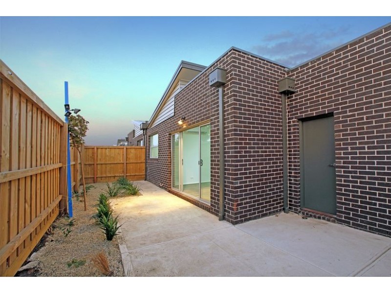 3/200R Mosaic Drive, Lalor VIC 3075