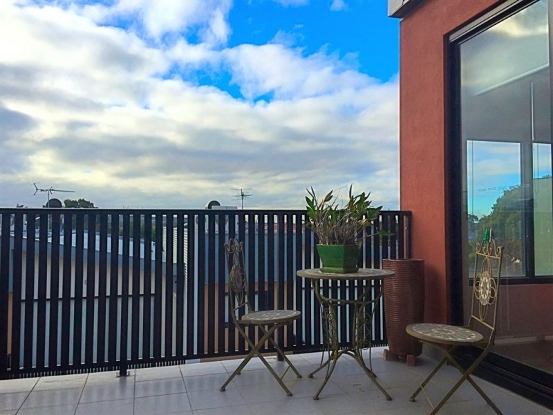 206/82 Epping Road, Epping VIC 3076