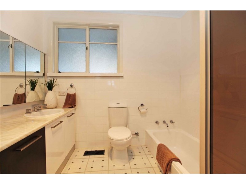 1/20 Newton Crescent, Lalor VIC 3075