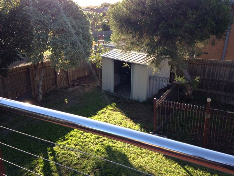 16 Ashford Crescent, Westmeadows VIC 3049