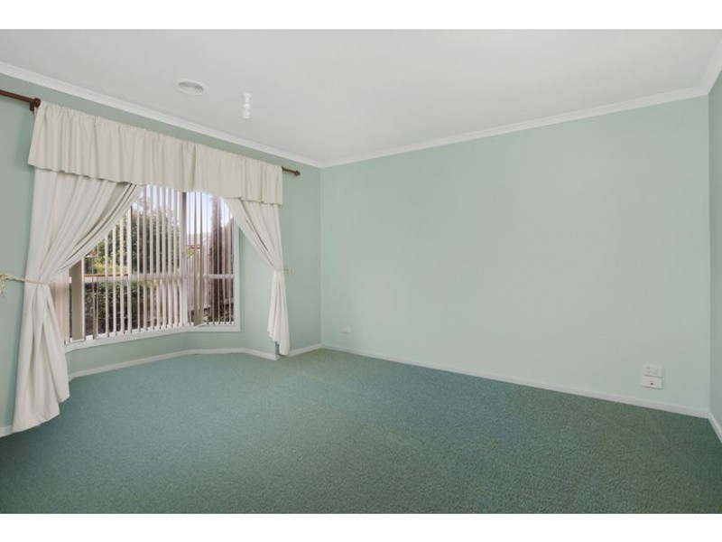 39 Rio Grande Drive, Roxburgh Park VIC 3064