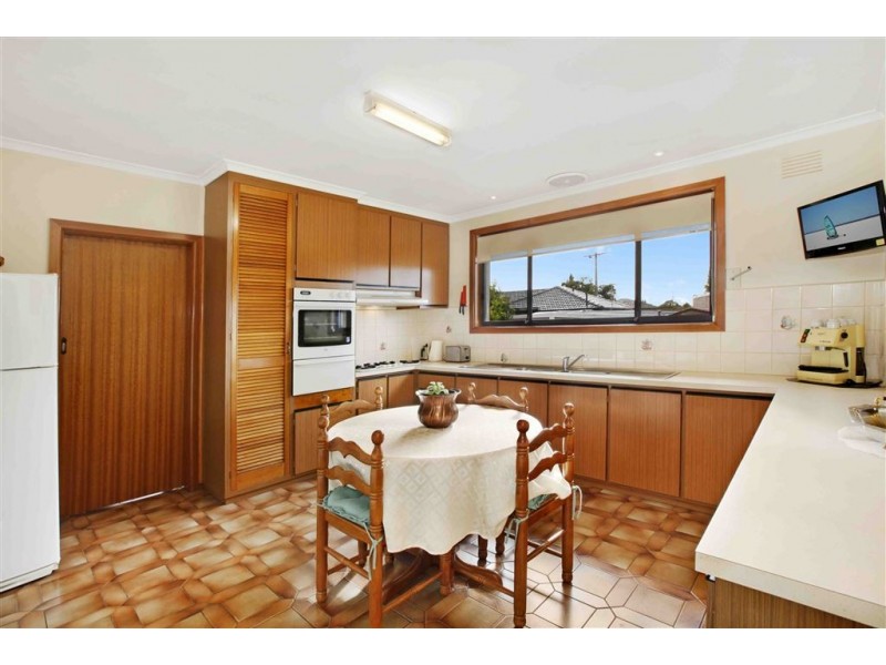 4 Brigette Court, Lalor VIC 3075