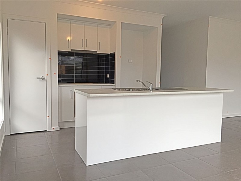 6 Inverness Road, Mernda VIC 3754