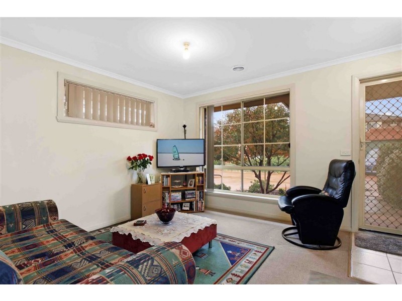 6 San Marco Place, Mill Park VIC 3082