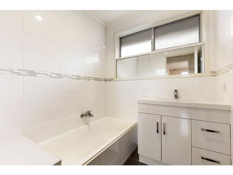 1 Bataan Court, Lalor VIC 3075