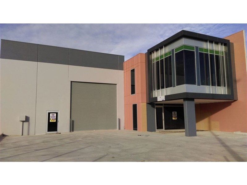 1/2 Latitude Boulevard, Thomastown VIC 3074