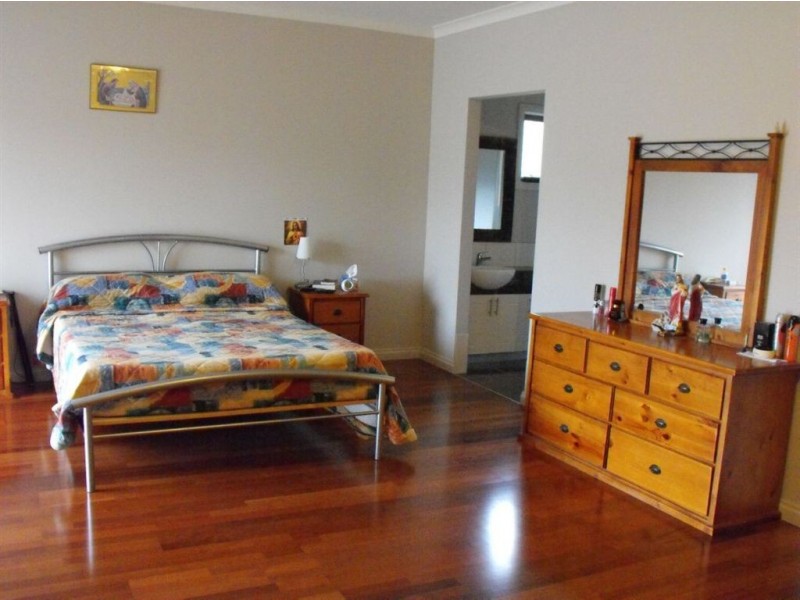 6 Vilcins View, Epping VIC 3076