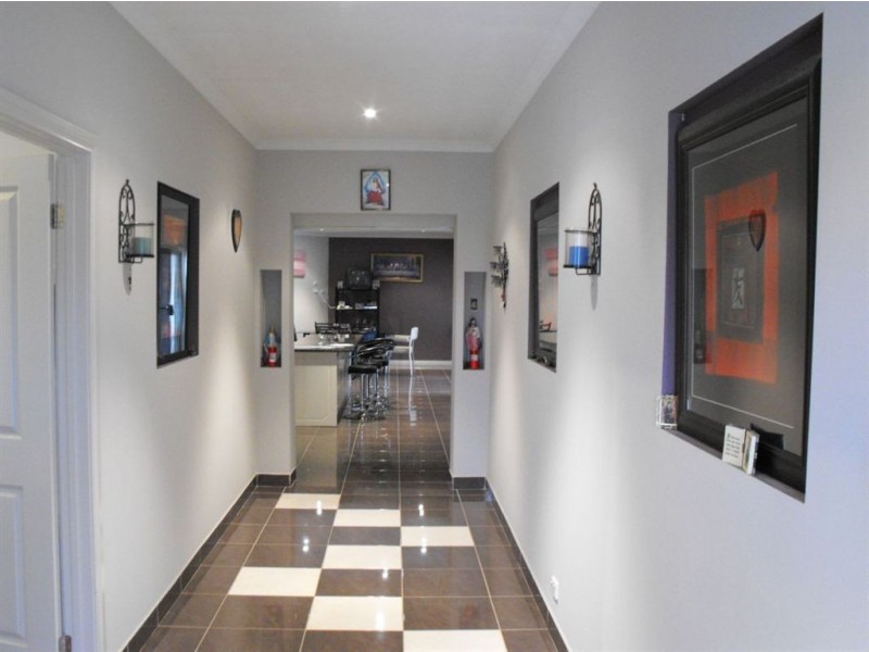 6 Vilcins View, Epping VIC 3076