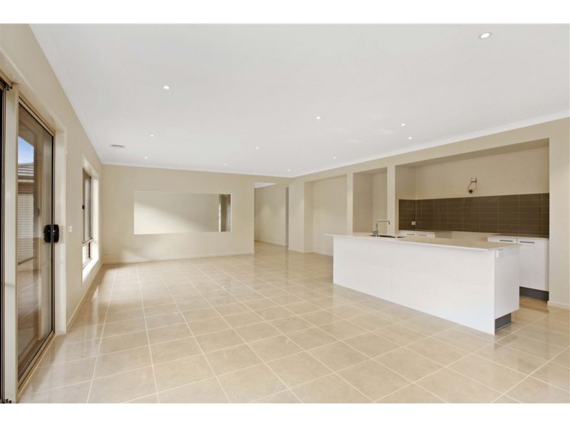 8 Coppice Street, Mernda VIC 3754