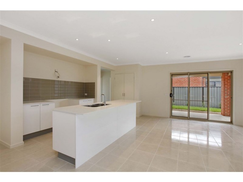 8 Coppice Street, Mernda VIC 3754