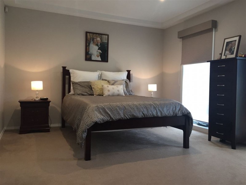 93 Moffat Drive, Lalor VIC 3075