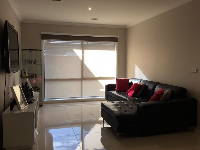 93 Moffat Drive, Lalor VIC 3075