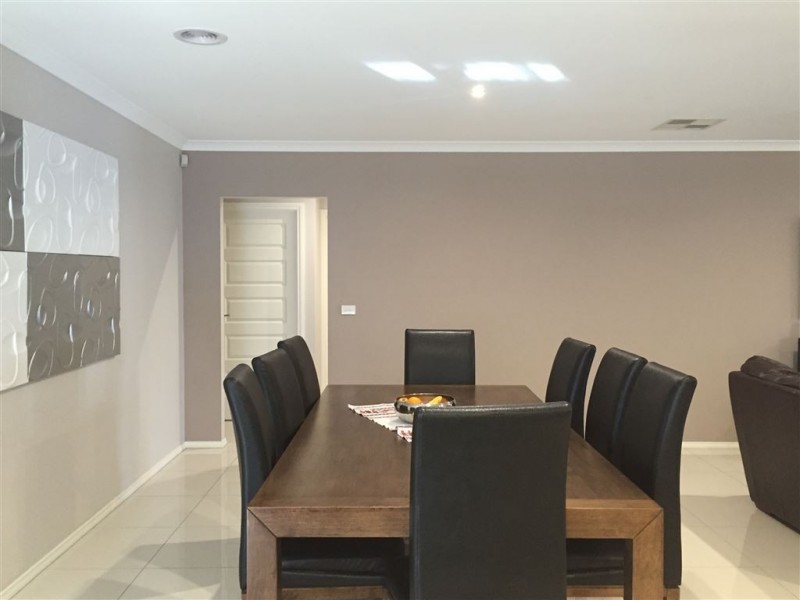 93 Moffat Drive, Lalor VIC 3075