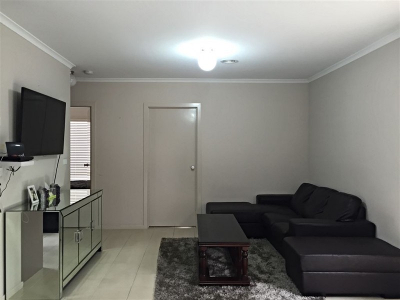 99 Cradle Mountain Drive, Craigieburn VIC 3064