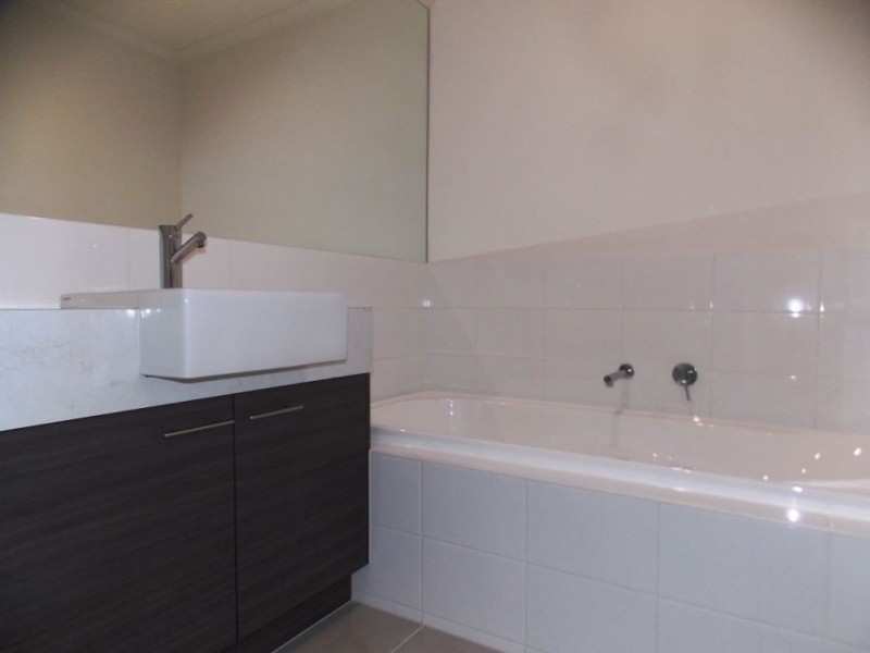 56 Cascade Terrace, Craigieburn VIC 3064