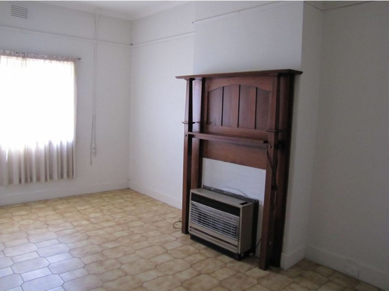 2/950 High Street, Reservoir VIC 3073