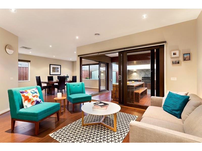 8 Joyfields Place, Wollert VIC 3750