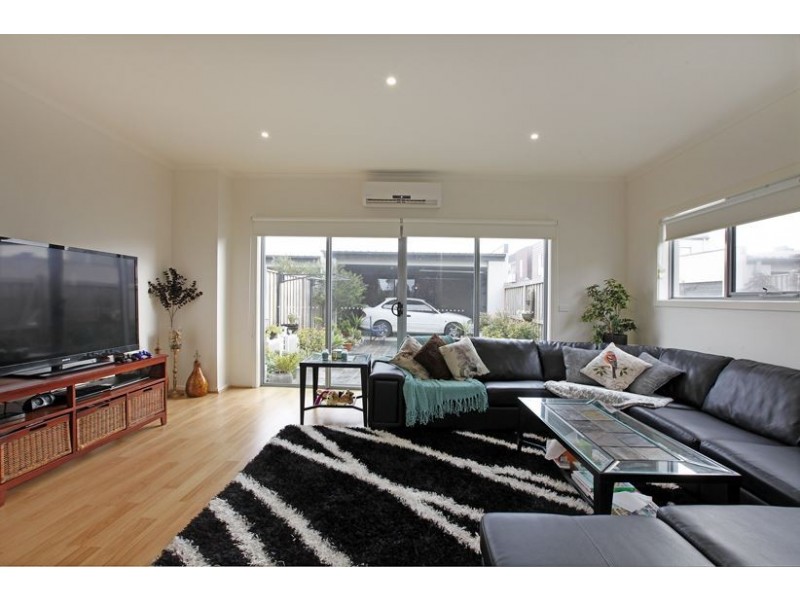 7 Alexander Circuit, Craigieburn VIC 3064