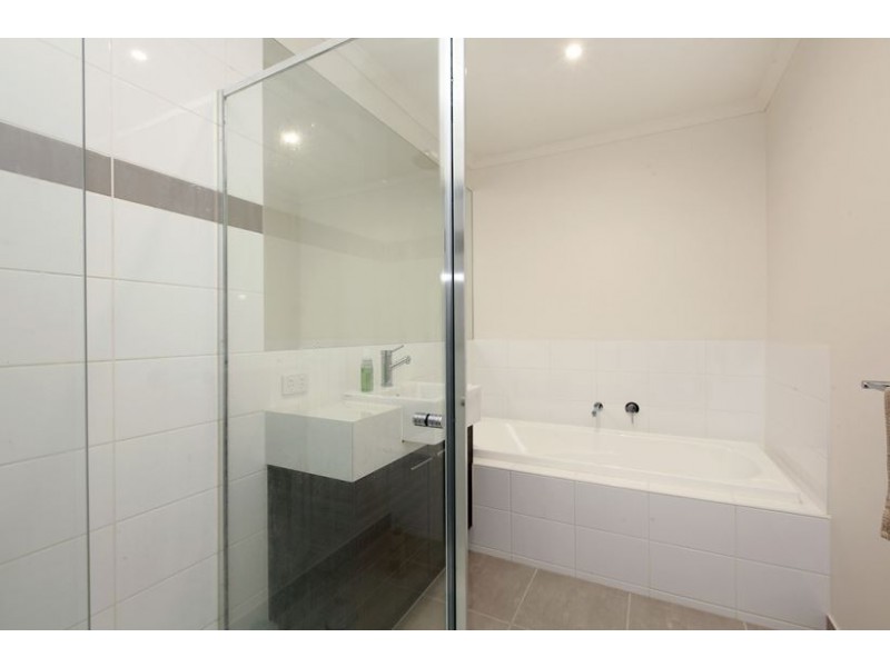 7 Alexander Circuit, Craigieburn VIC 3064