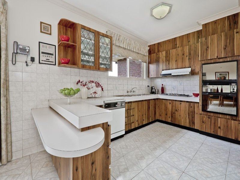 179 Plenty River Drive, Greensborough VIC 3088